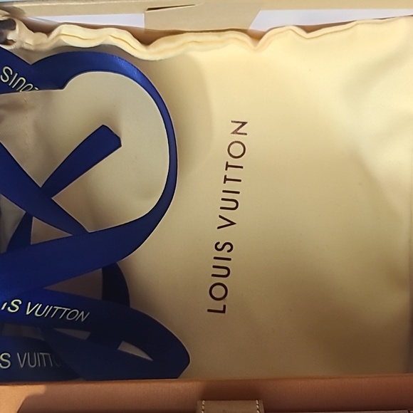 Louis Vuitton Takashi Murakami Monogram Agenda Planner Cover - Picture 10 of 12